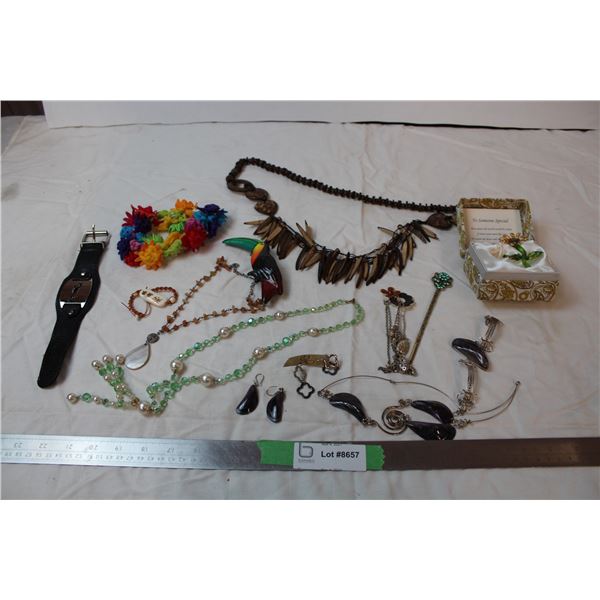Lot of Jewelry; Cuba, misc.