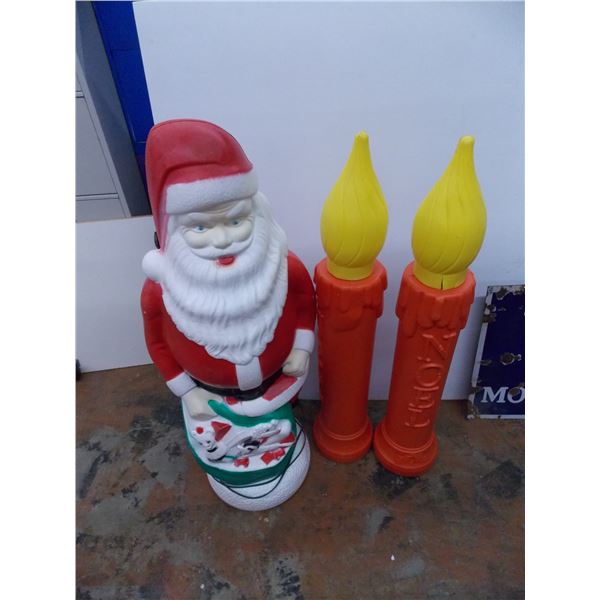 *Plastic Santa Clause + Candles - outdoor ornaments