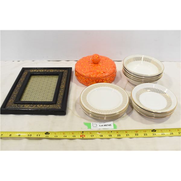 Royal Knight Plates & Bowls, Candy Dish, Frame