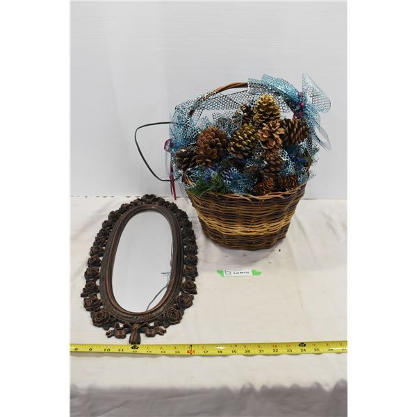 Acorn Ornament & Mirror