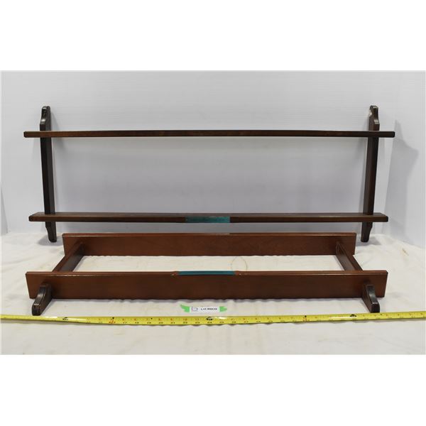 Small Shelves for Ornaments