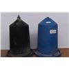 *2 Watering Containers