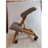 Image 2 : *Wheeled adjustable posture chair