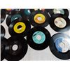 Image 5 : approx 35x small records (45rpm)