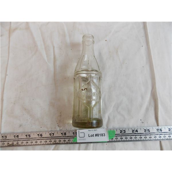 Vintage 6.5oz Squeeze soda bottle