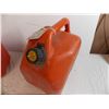 Image 3 : *Pair of gas cans (20Litre & 10L+3.5L)