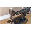 Image 6 : Antique 1913 White Rotary Sewing machine - cast iron (weight 30lbs)