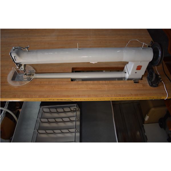 large sewing machine - HEAVY - Chandler Darner - with metal frame