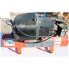 Image 4 : Pro-air II 3 gallon air compressor