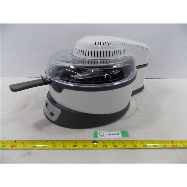 PC Air Fryer – Turns on