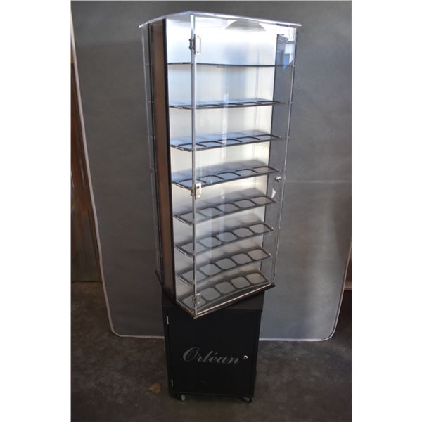 Orlean display cabinet (rotating) with keys