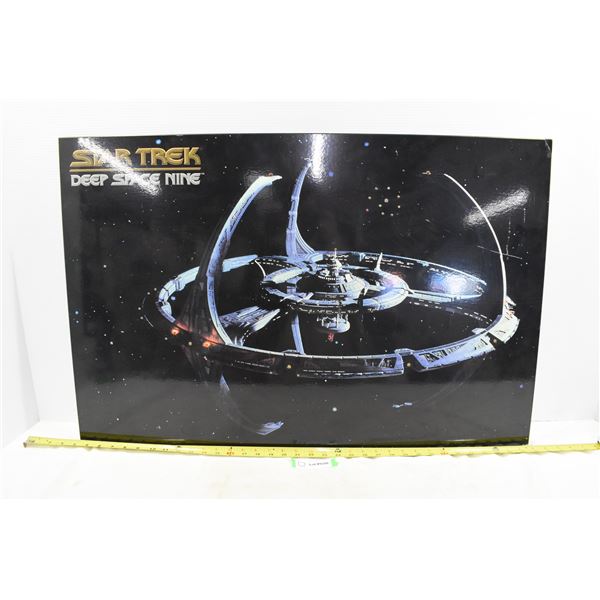 Star trek Deep Space Nine Light Up Picture – Missing Adapter