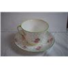 Image 2 : (5) Teacups and Saucers