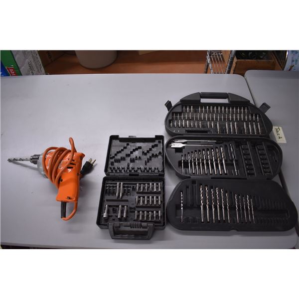 *Black and Decker Power Drill (Working) With Drill Bits