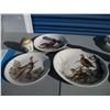 Image 1 : (3) bird collector plates