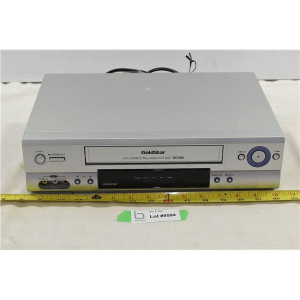 GoldStar Stereo VHS Player