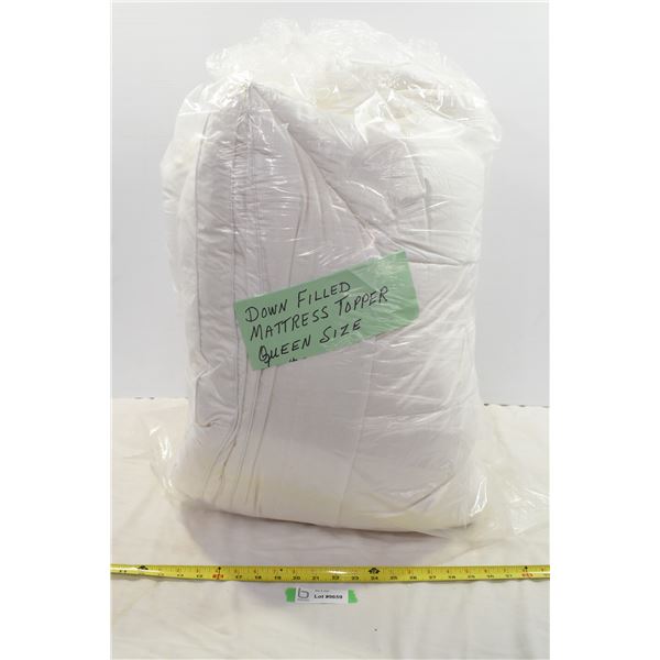 *Down Filled Mattress Topper – Queen Sized