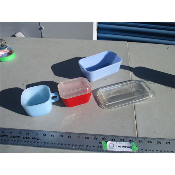 glasbake cup + pyrex refrigerator dishes