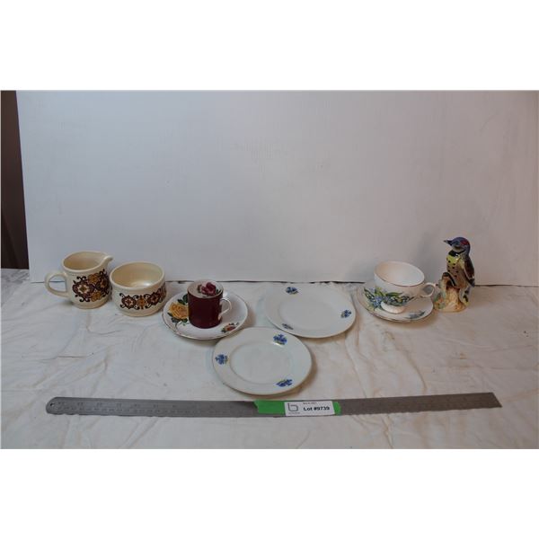 Misc. Tea set items, ceramic bird