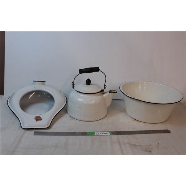 Vintage bed pan, kettle, bowl
