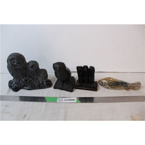 Stone carvings; Birds
