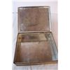 Image 2 : Vintage tin box