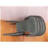 Image 4 : 4 outdoor plastic patio chairs