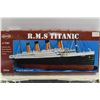 Image 2 : Titanic 1/720 Scale Plastic Model