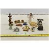 Image 1 : Assorted Small Ornaments