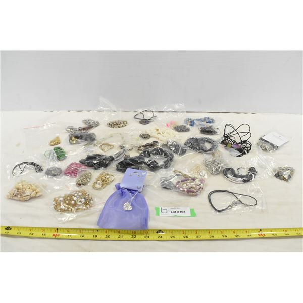 Bag of Assorted Jewellery