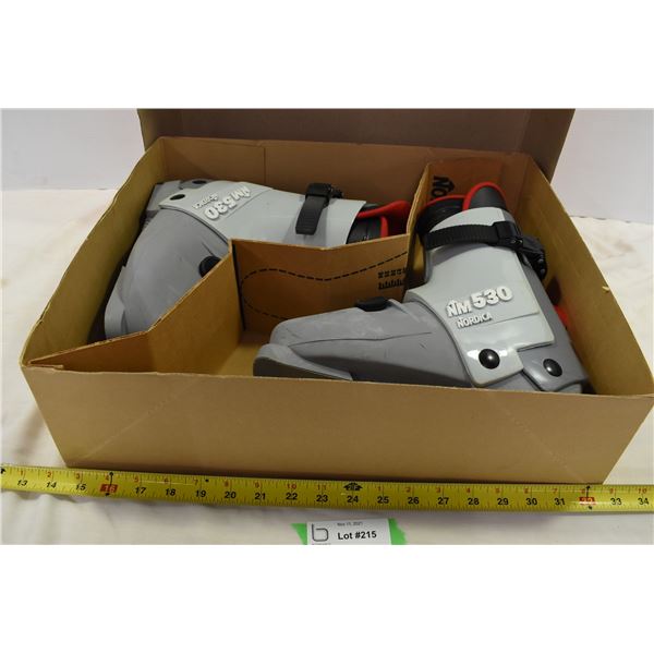Nordica NM530 Ski Boots – Size 9