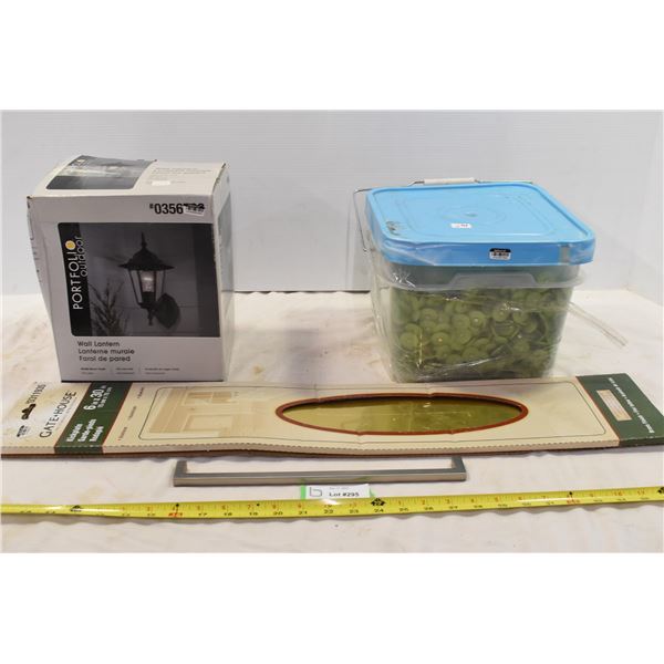 Bucket of Nails, Kickplate, Wall Light