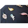 Image 4 : Lot of brooches