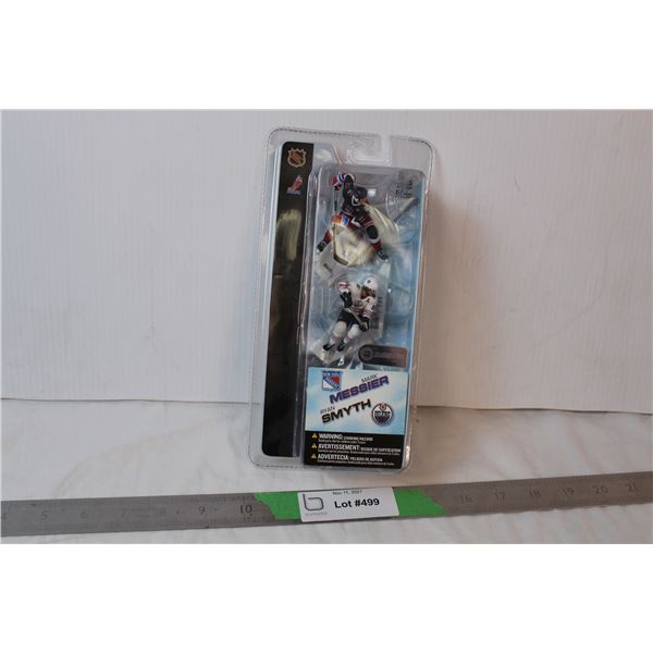 Mark Messier, Ryan Smyth McFarlane’s figures (sealed in packaging)