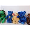 Image 3 : Toy bears, mostly beanie babies