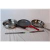 Image 1 : Three frying pans