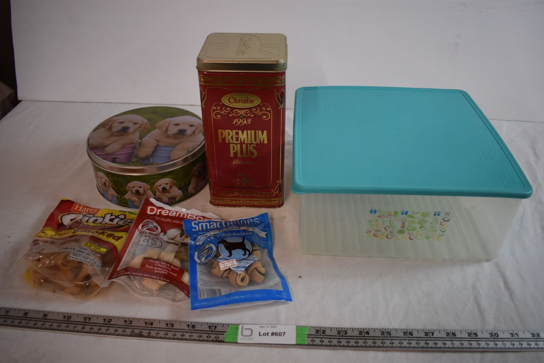 Dog Tupperware Large Tupperware Container With (2) Tins, dog treats - Bodnarus ...