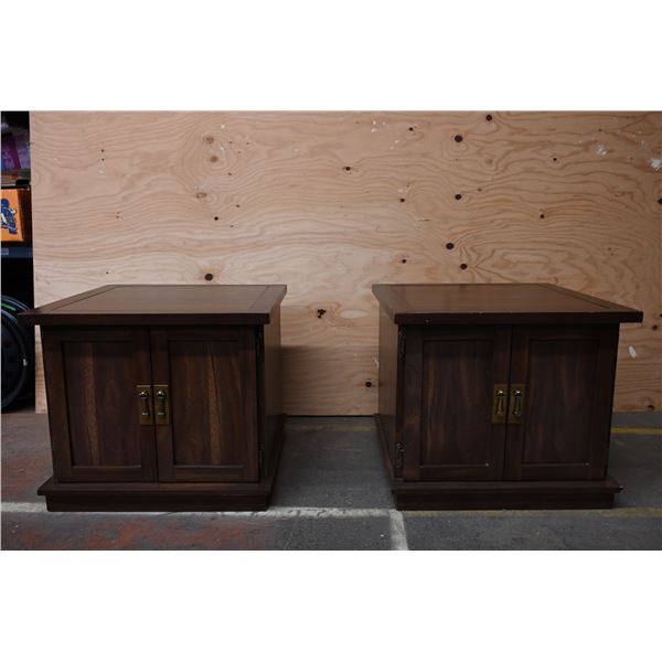 Pair of end table cupboards