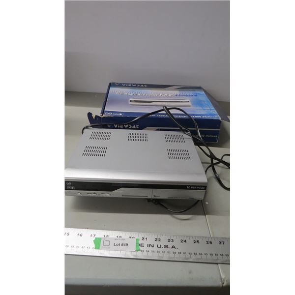 viewsat digital satellite receiver US2000 platinum (working) with remote