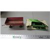 Image 1 : Ertl J.D spreader (in box) + massey ferguson trailer