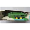 Image 2 : Ertl J.D spreader (in box) + massey ferguson trailer