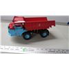 Image 4 : IH Pay Hauler plastic model truck - 14" long