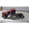 Image 1 : Kenworth Semi plastic model - 20" long