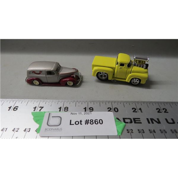 2 toy cars