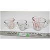 Image 1 : (3) Measuring Cups (2 are fire king)