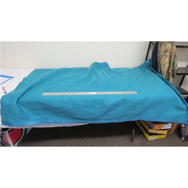 71x91" 100% acrylic blanket