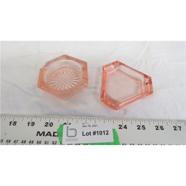 Depression glass? ashtrays