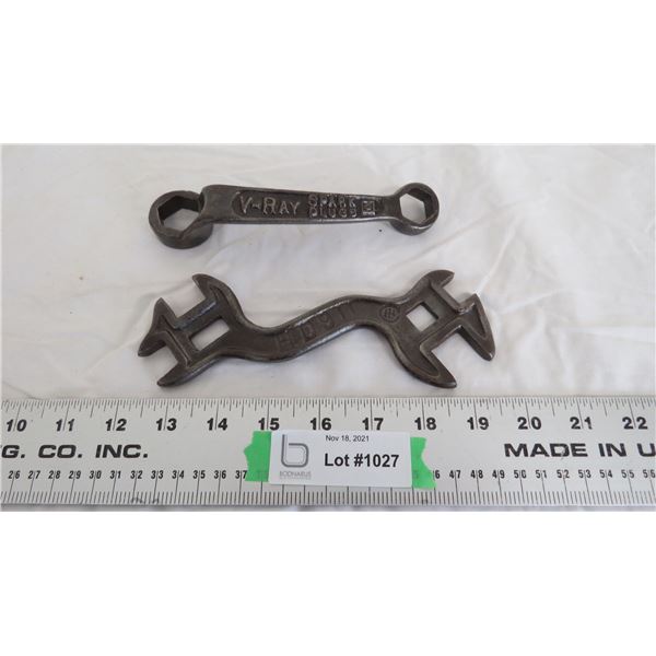 Uray Spark Plug wrench + IH wrench