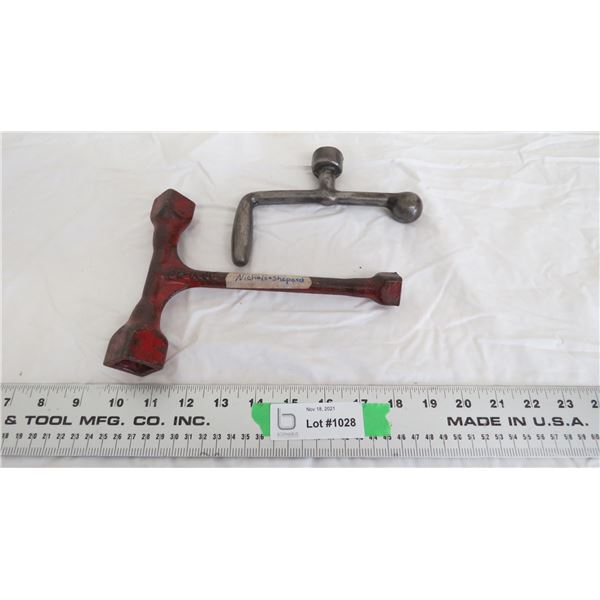 (2) vintage wrenches