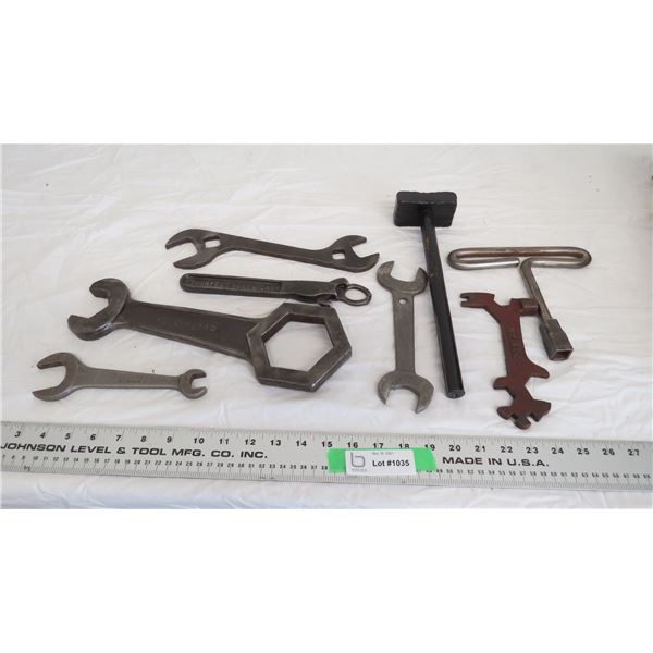 vintage wrenches - perfect screw jack wrench + others